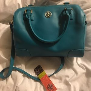 Tory Burch Robinson  Middy Bag- 1 Hour Sale