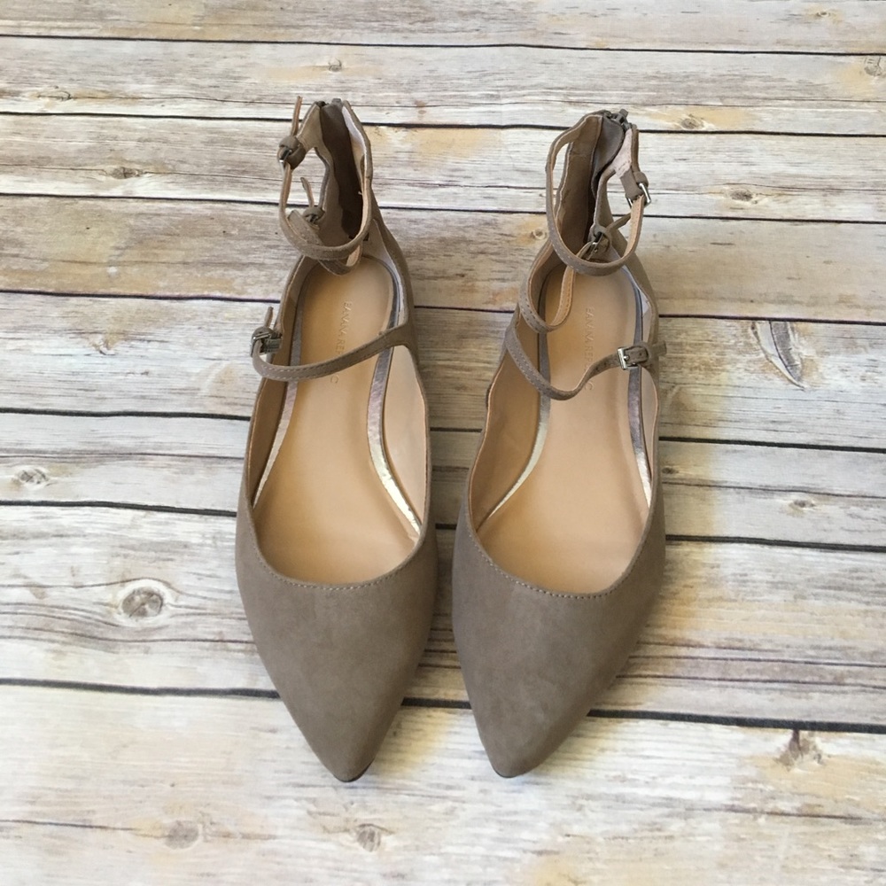 Banana Republic Abby Flats