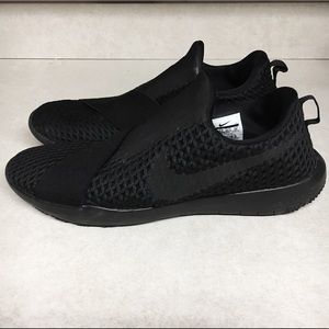 NEW NIKE CONNECT FREE RUN ALL BLACK
