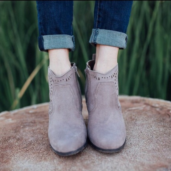 Taupe Sunburst Bootie - Picture 4 of 8