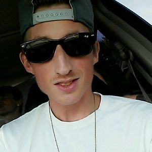 Meet your Posher, Cody