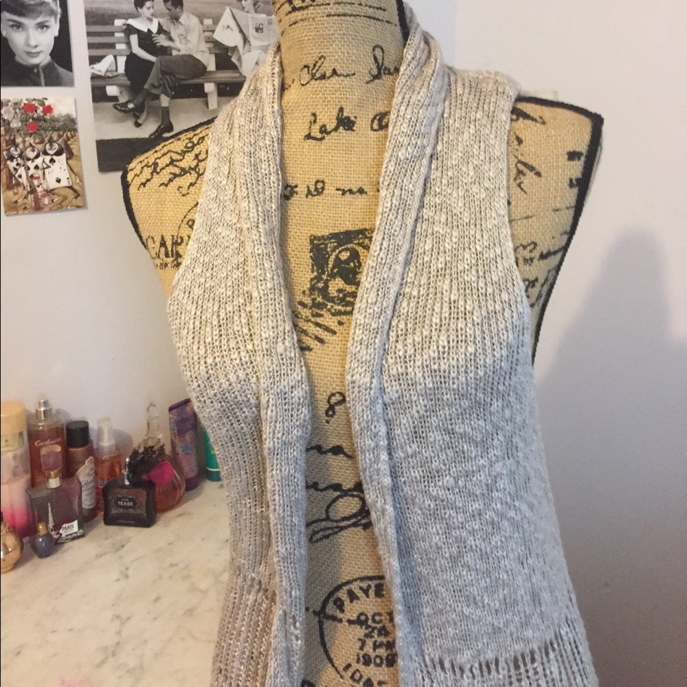 Knit vest - Picture 2 of 3