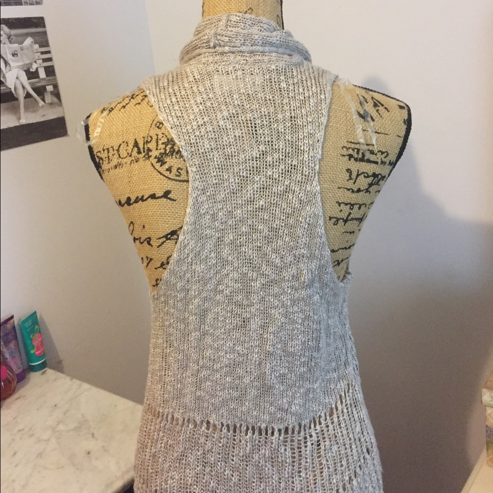 Knit vest - Picture 3 of 3