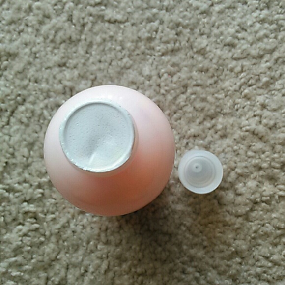 Body lotion - Picture 3 of 3