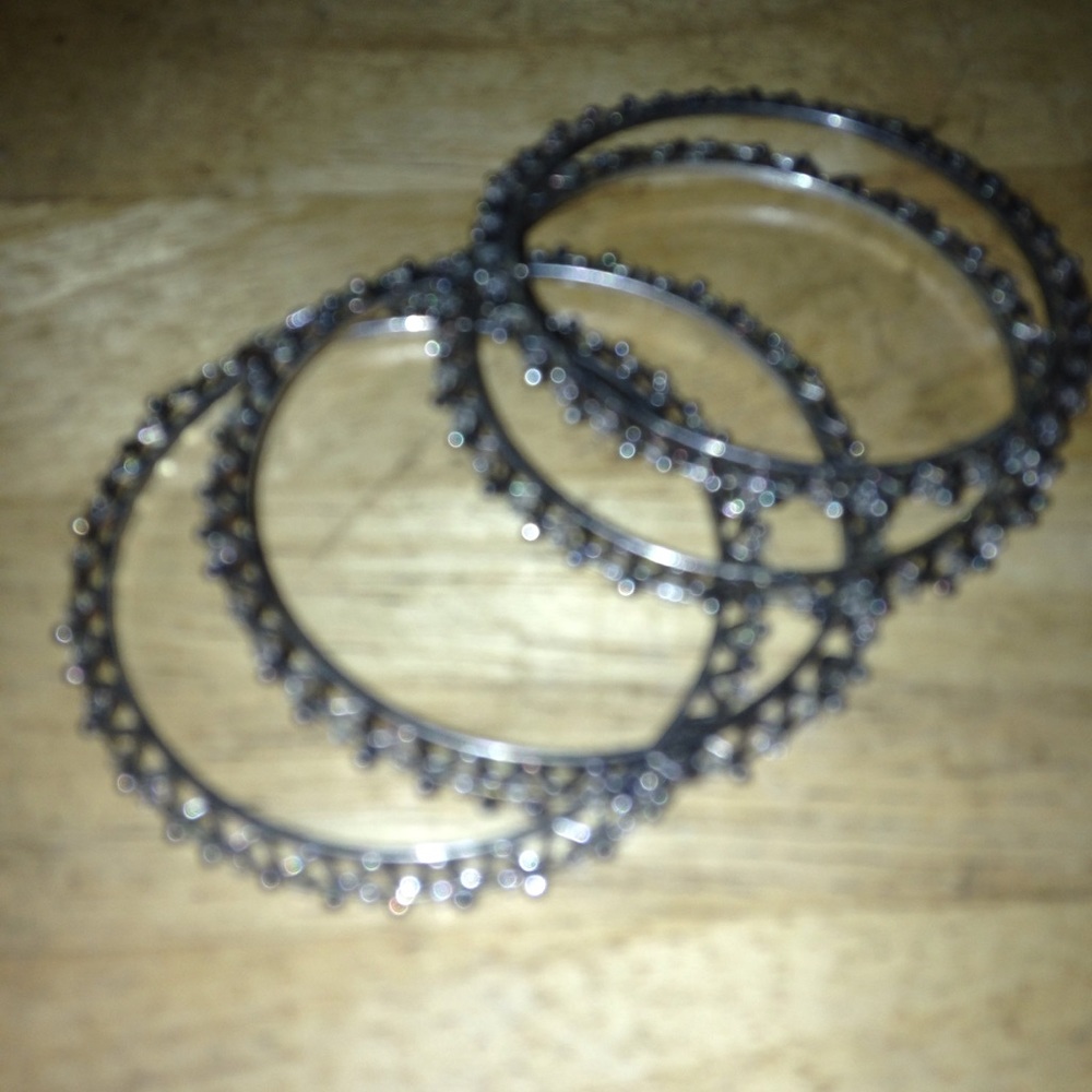 4 silver plated bangle