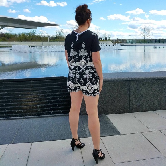 Sienna Crochet Top & Short Set - Picture 3 of 3