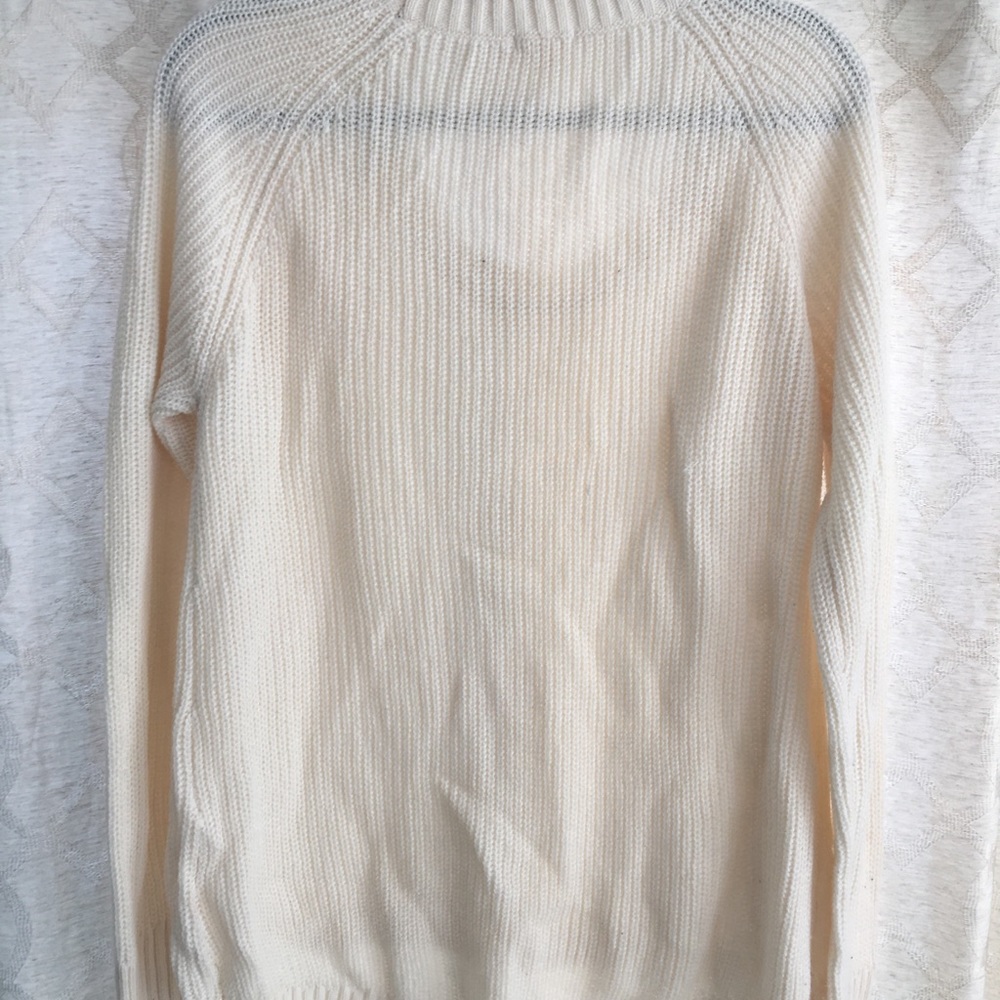 Mossimo sweater - Picture 3 of 3