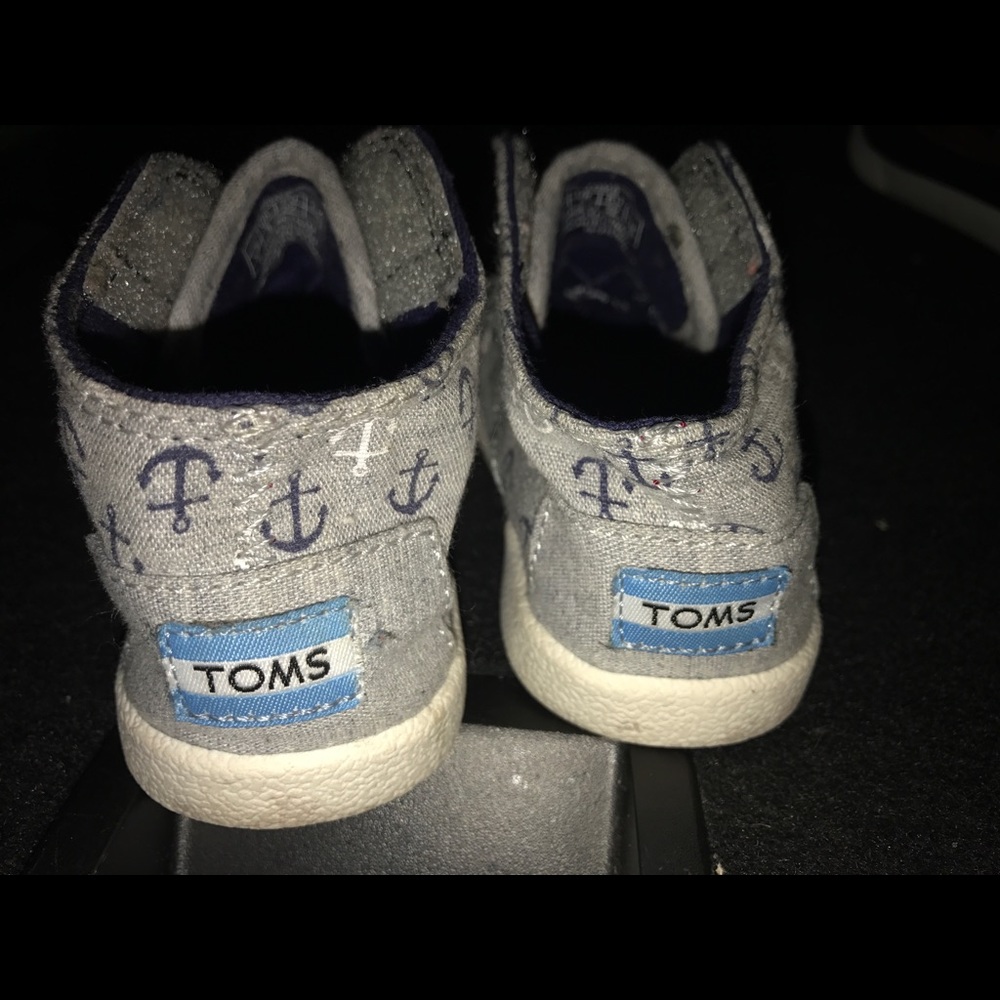 Toddler TOMS - Picture 3 of 4