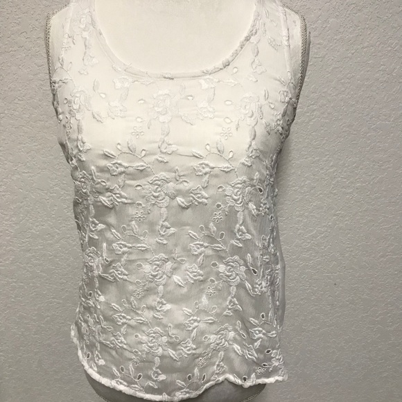 Abercrombie white tank XS - Picture 1 of 3