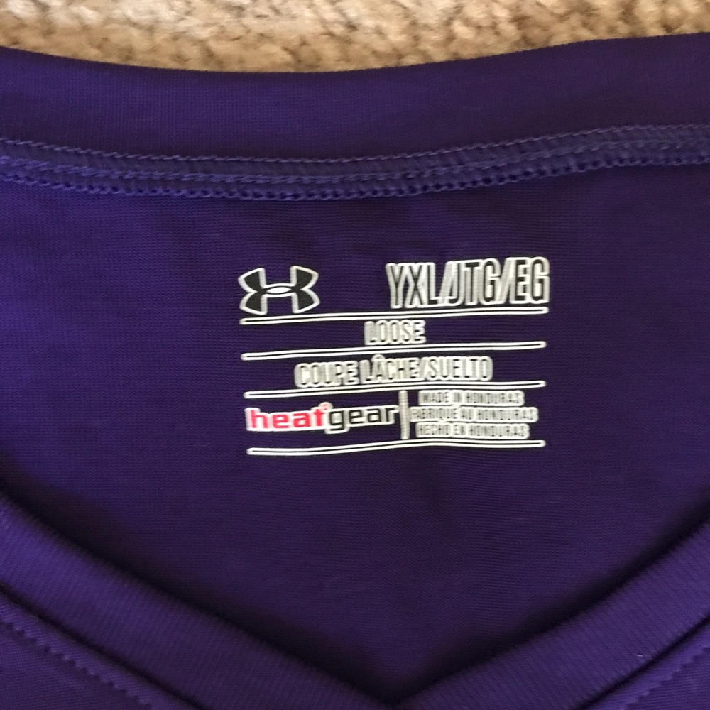 Under Armour Tee - Picture 2 of 3