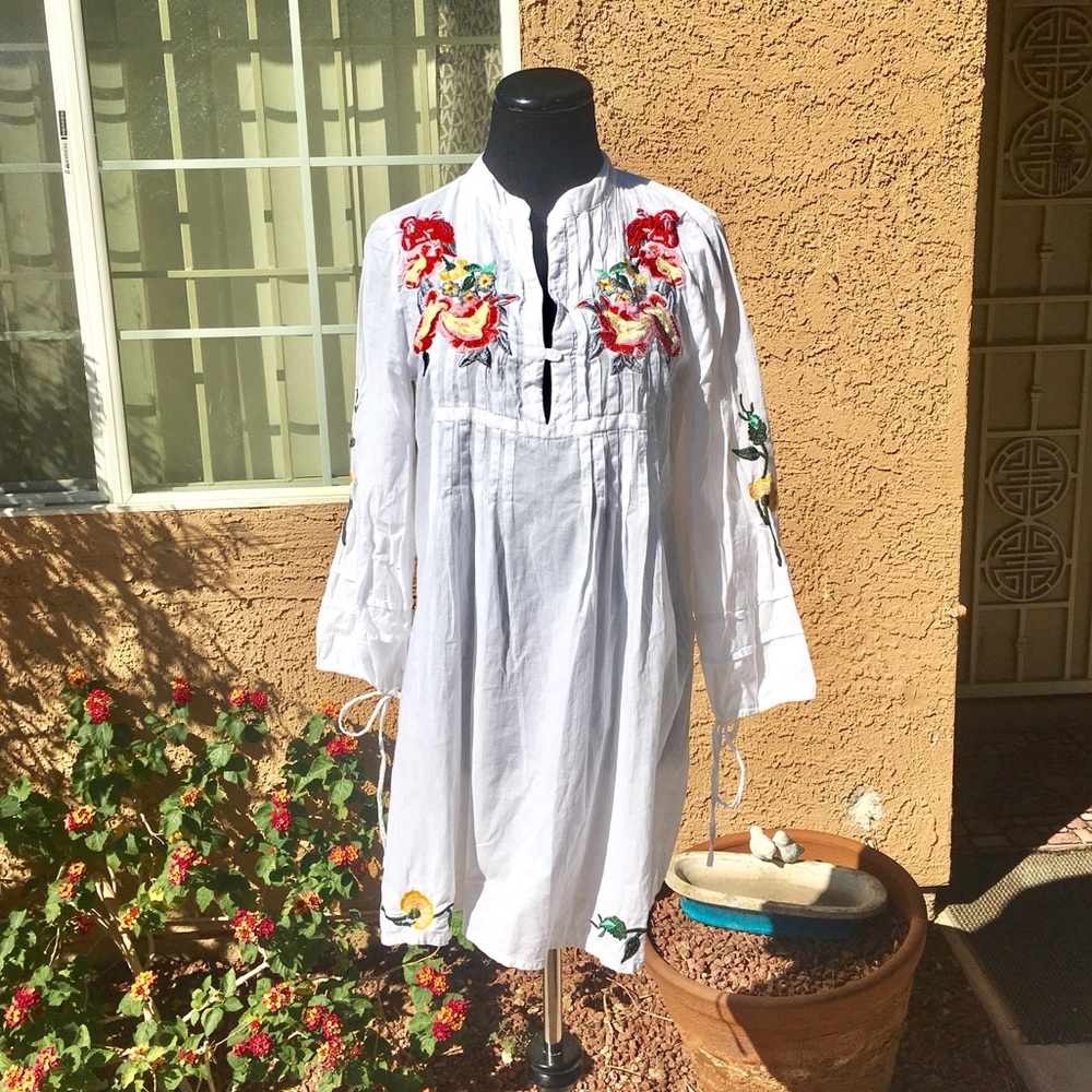 Boho Babydoll Dress with Embroidered Flowers 🌺