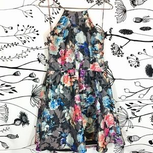 🍒🍒Stunning Backless Floral dress