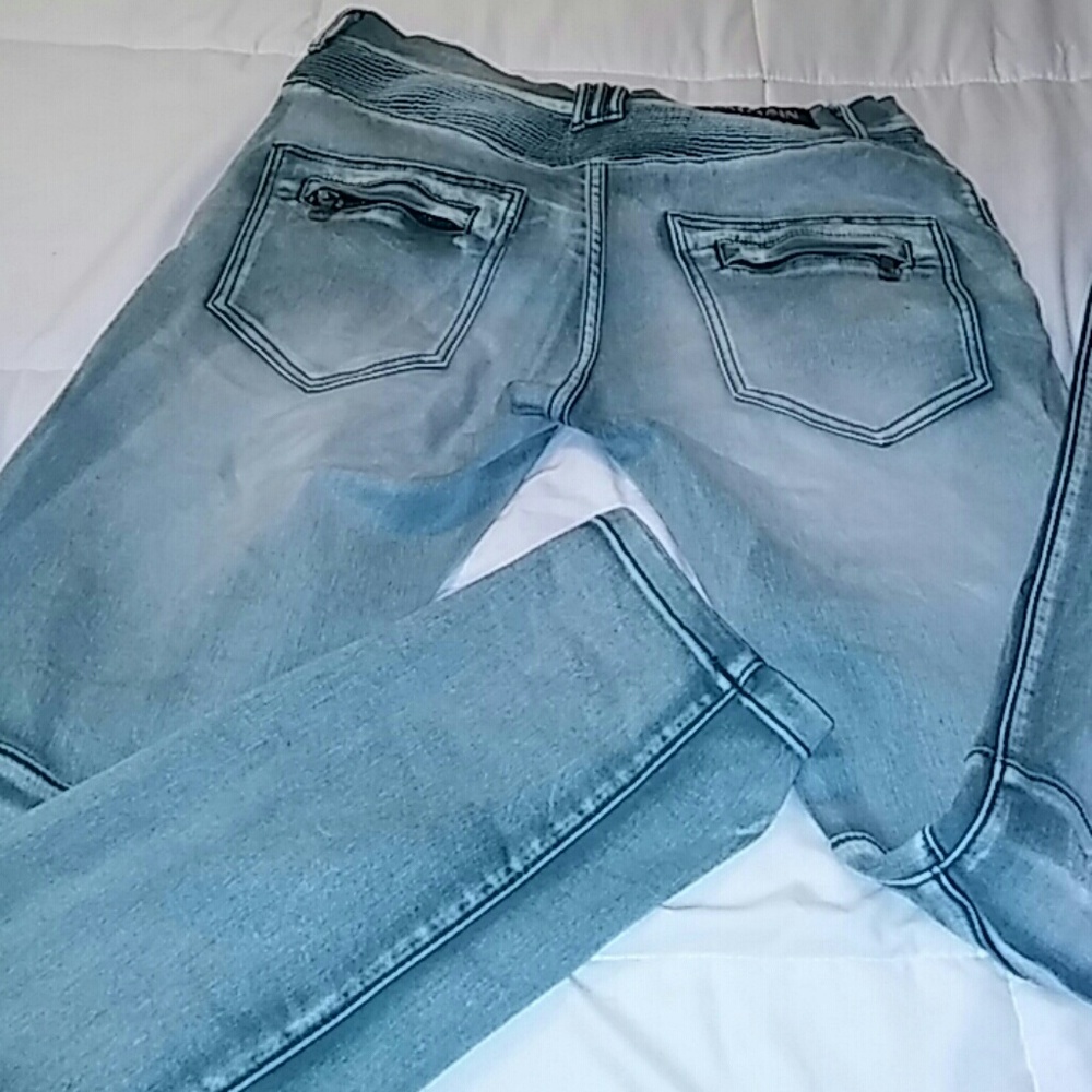 Jeans - Picture 2 of 6
