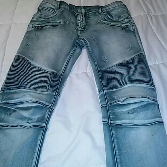 Jeans - Picture 5 of 6