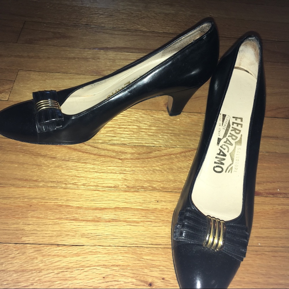 SALVATORE FERRAGAMO Bow Heels