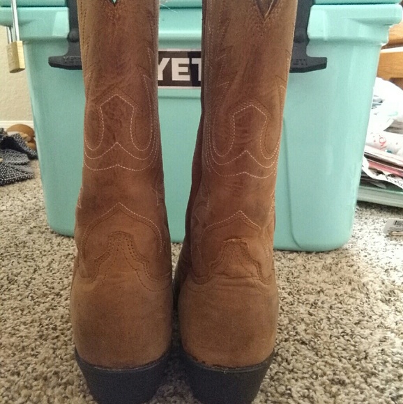 ariat boots - Picture 3 of 4