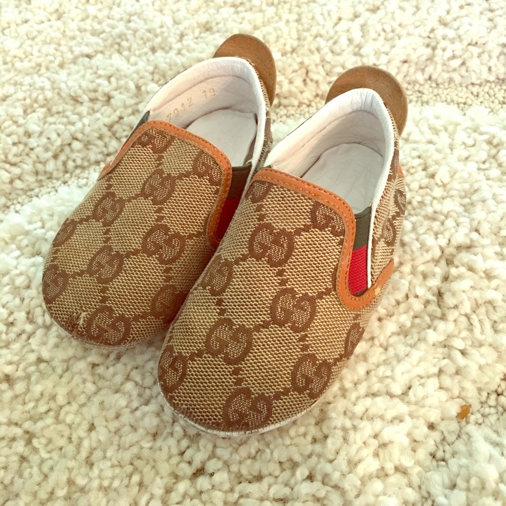 Gucci newborn shoes