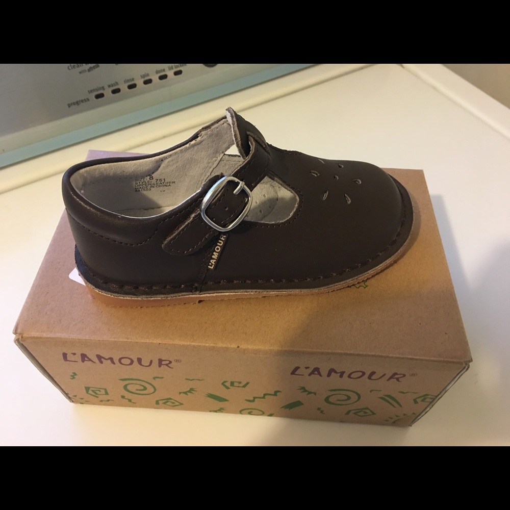 L'AMOUR shoes