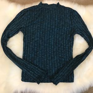 Long sleeve turtle neck