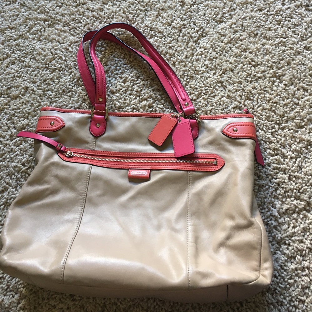 AUTHENTIC Coach purse
