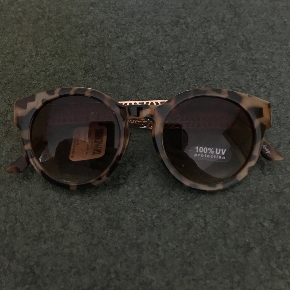 NEW • tortoise and metal sunglasses - Picture 2 of 2