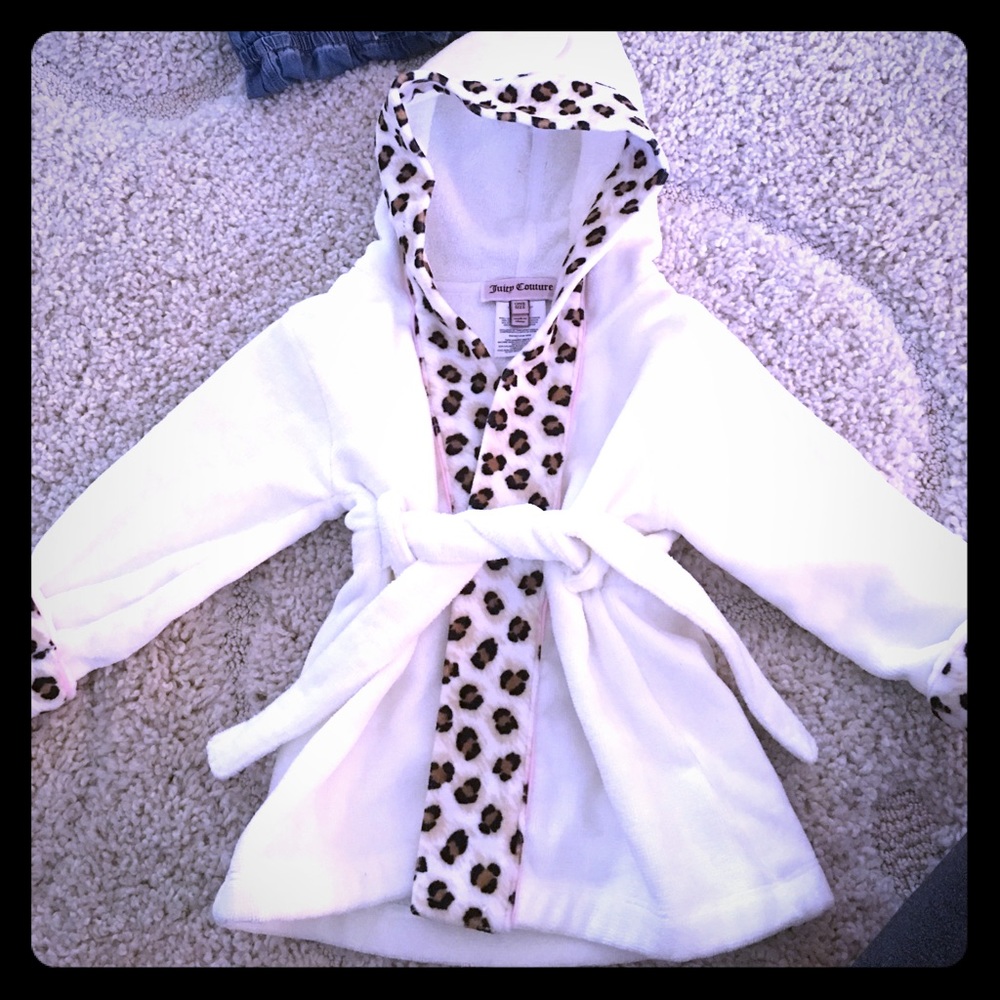 Baby Juicy Couture robe