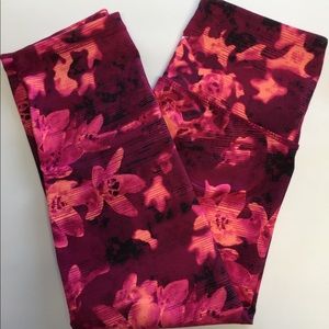 Old Navy high waist small capris