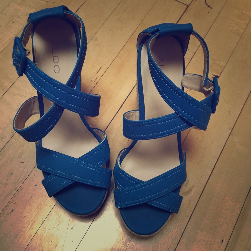 Aldo wedges size 39 good condition