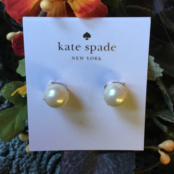 KATE SPADE Jewelry - ♥️ Kate Spade Pearl Gum Drop Earrings NWT