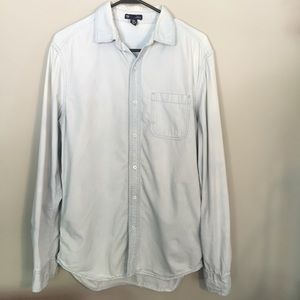 Men's Gap Denim/Chambray Long Sleeve Button Up