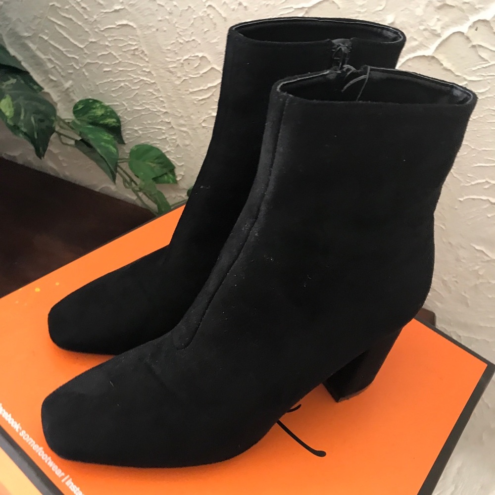 So Me Heel Block Bootie