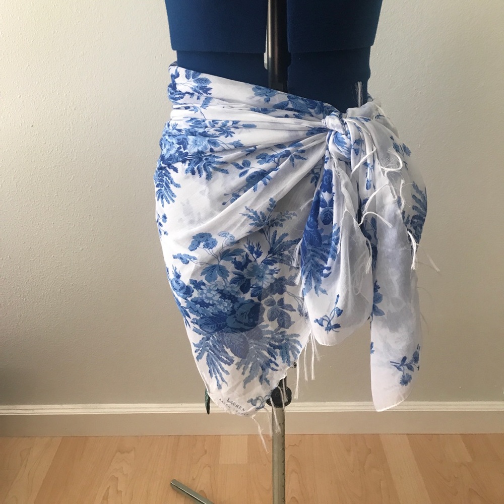 Lightweight Beach Wrap / Cover Up / Scarf