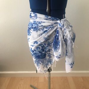 Lightweight Beach Wrap / Cover Up / Scarf