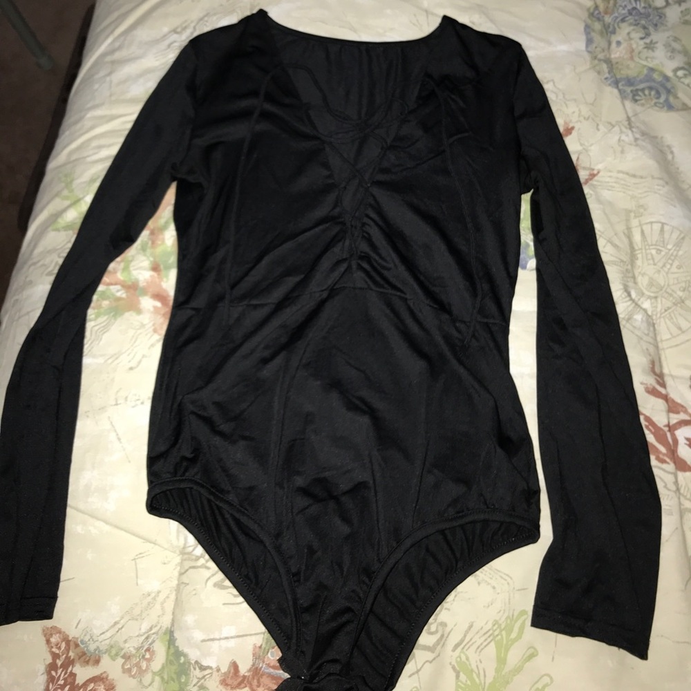 Cross cross long sleeve bodysuit