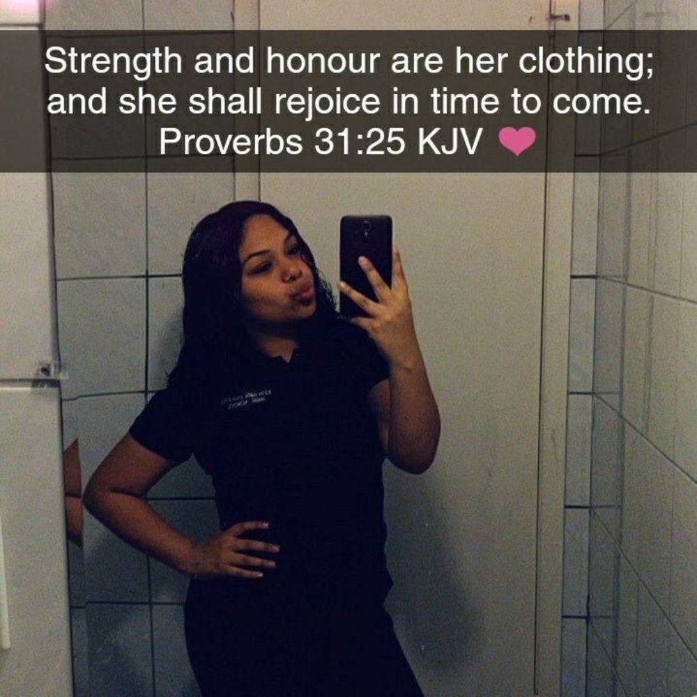 Meet your Posher, Itzel