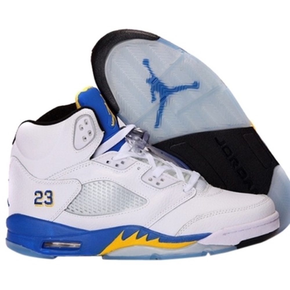 White and blue 5s