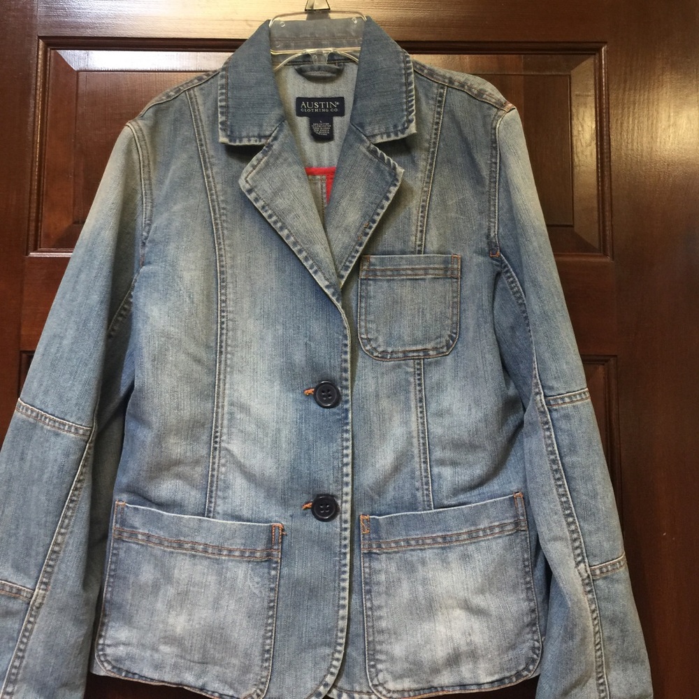 Austin Clothing Co. women's denim jacket