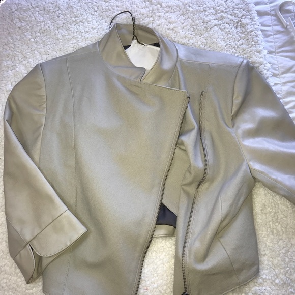 Cream blazer - Picture 3 of 5