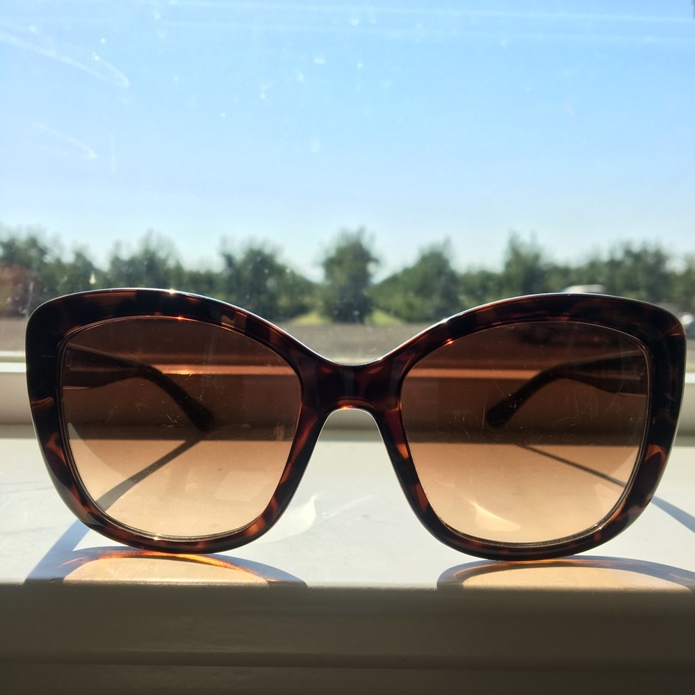 Coach sunglasses (horse and carriage)
