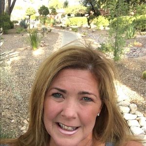 Meet your Posher, Sharon