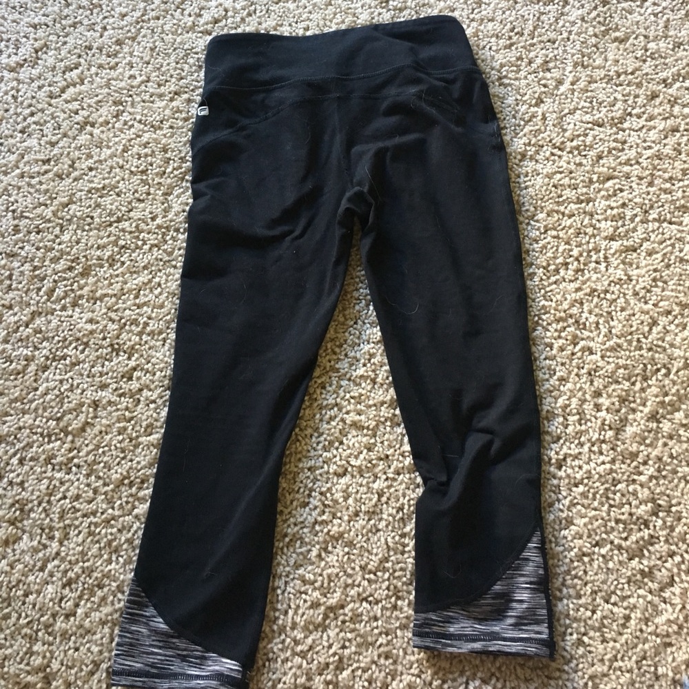 Fabletics leggings - Picture 2 of 3
