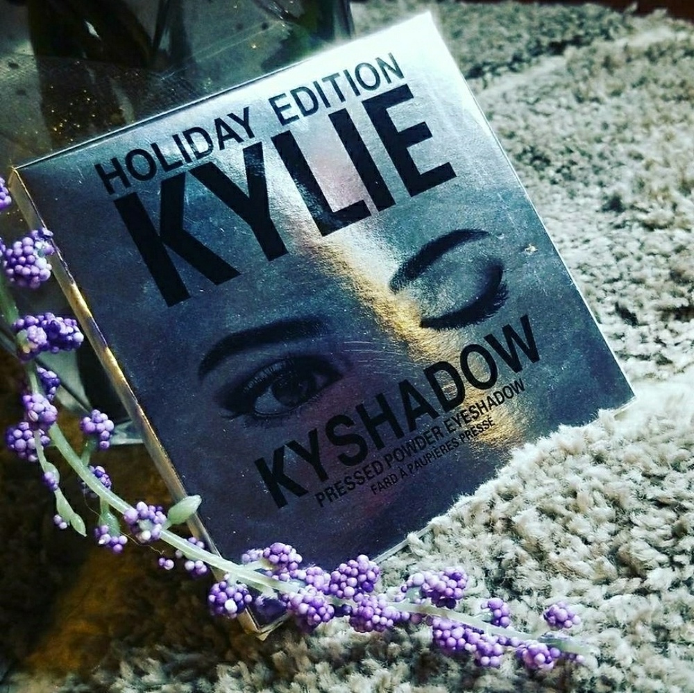 Kylie holiday edition eyeshadow limited edition