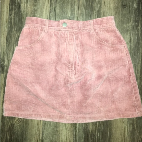 Kendall & Kylie Dresses & Skirts - Baby pink Kendall & Kylie corduroy skirt