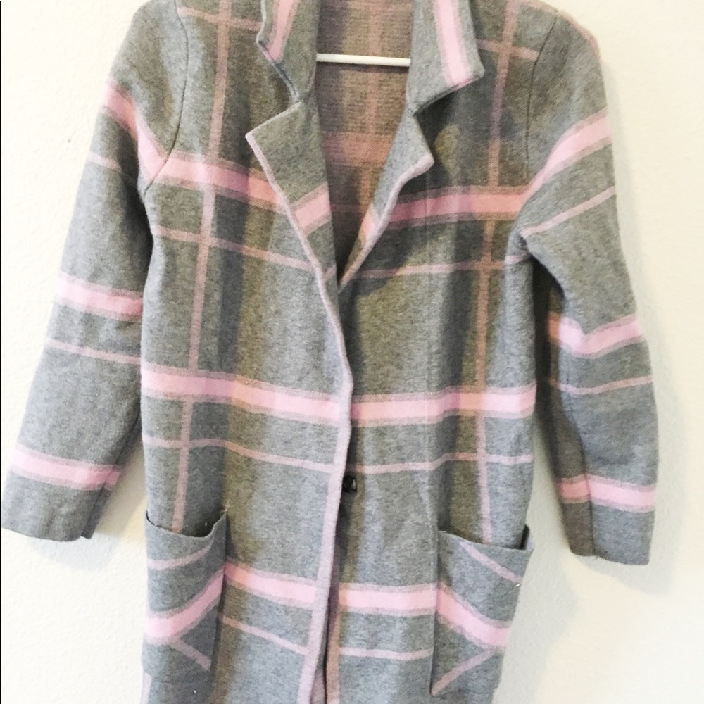Grey and pink checkered blazer sweater cardigan