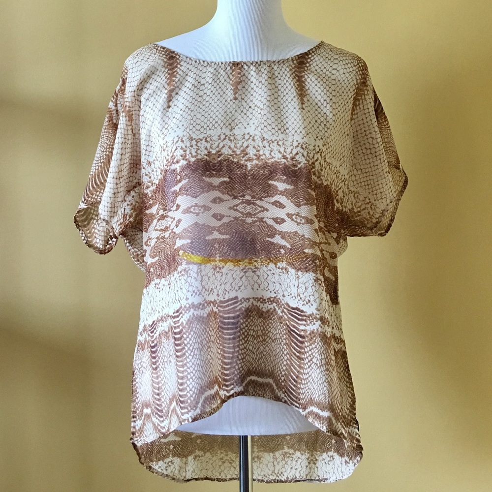 Snake skin print top