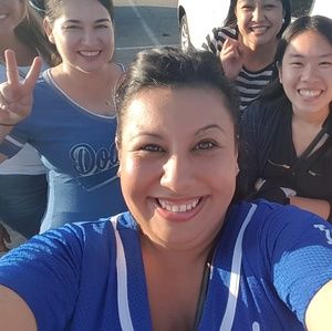 Meet your Posher, Andrea