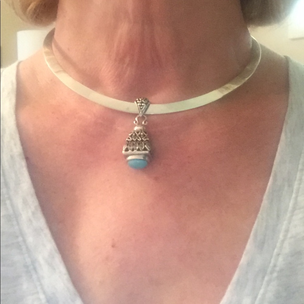 Sterling necklace pendant with turquoise - Picture 2 of 4