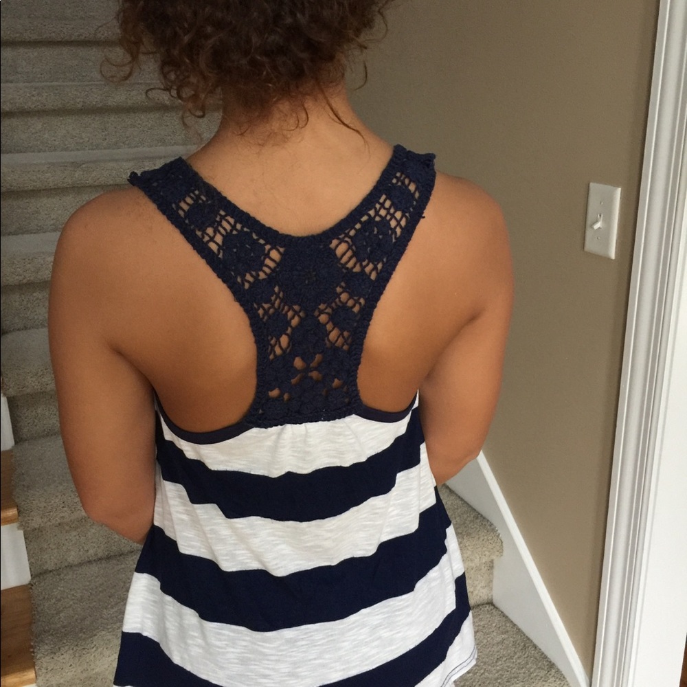 Shirt - Picture 4 of 5