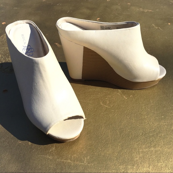 Rock & Republic Shoes - Rock & Republic 6.5 Wedges