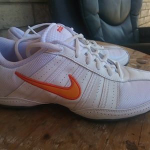Deals Here✔*White shoes with orange nike sign